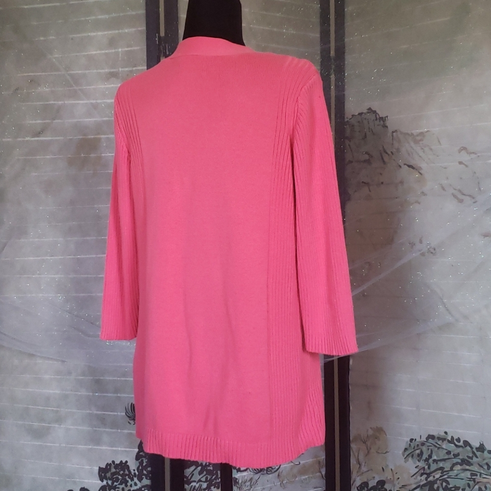 Women's Long Sleeved Simple Sweater